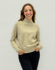 Maglione collo alto con costine sul fondo