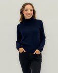 Maglione collo alto con costine sul fondo