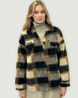 Giacca in misto lana a quadri – Calore e stile urbano
