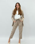 Completo giacca e pantalone con fiocco
