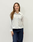 Camicia con colletto bianco