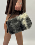 Borsa a mano in shearling effetto lana