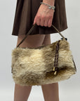 Borsa a mano in shearling effetto lana