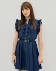 Abito corto in denim con rouches e cintura