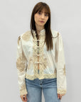 Camicia ricamata con inserti in pizzo e chiusura decorativa