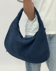 Borsa hobo in suede intrecciato