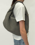 Borsa hobo in suede intrecciato