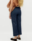 Pantalone cropped con risvolto e linea dritta
