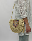 Borsa tracolla in paglia con decorazioni