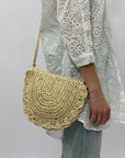 Borsa tracolla in paglia con decorazioni