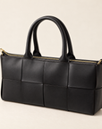 Borsa a mano in vera pelle con maxi intreccio nero – tre quarti