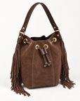 Borsa secchiello in vera pelle scamosciata marrone con frange - vista tre quarti