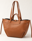 Borsa shopper in vera pelle con doppi manici colore cuoio – vista tre quarti