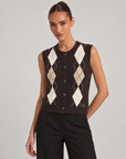 Cardigan donna senza maniche marrone a rombi con bottoni, Polly 6, foto 2