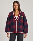 Cardigan giacca donna a quadri bordeaux indossato da Polly 4 - foto 1