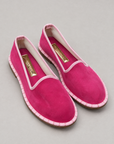 Friulane in velluto Fucsia con bordi rosa chiaro – vista tre quarti