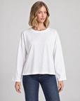 Maglia donna girocollo in cotone elasticizzato 1888 Bianco, vista frontale su modella