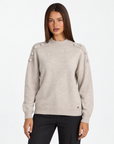 Maglia collo alto con bottoni sulle spalle Beige, Polly 4 – vista frontale