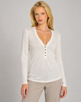 Maglia donna misto cashmere bianco con scollo a V e quattro bottoni, Polly 7 - dettaglio parte superiore