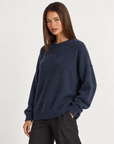 Maglia donna girocollo blu con Polly 4 – tre-quarti