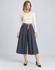 Pantaloni culotte T8 24727 blu con cintura indossati da Polly 5 – vista frontale