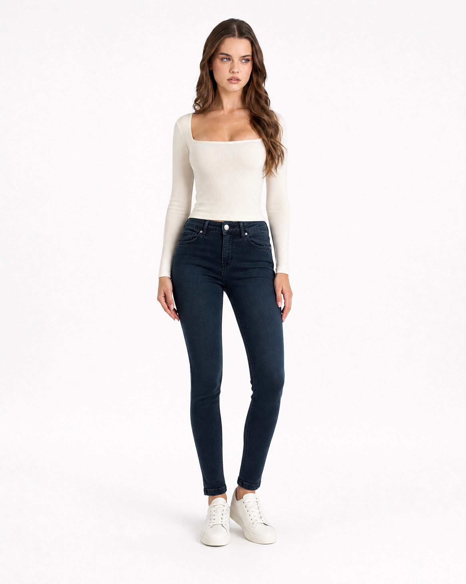 Pantaloni push-up donna 5460 blu indossati vista frontale