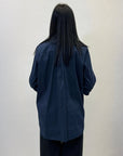 Camicia tinta unita con maniche lunghe
