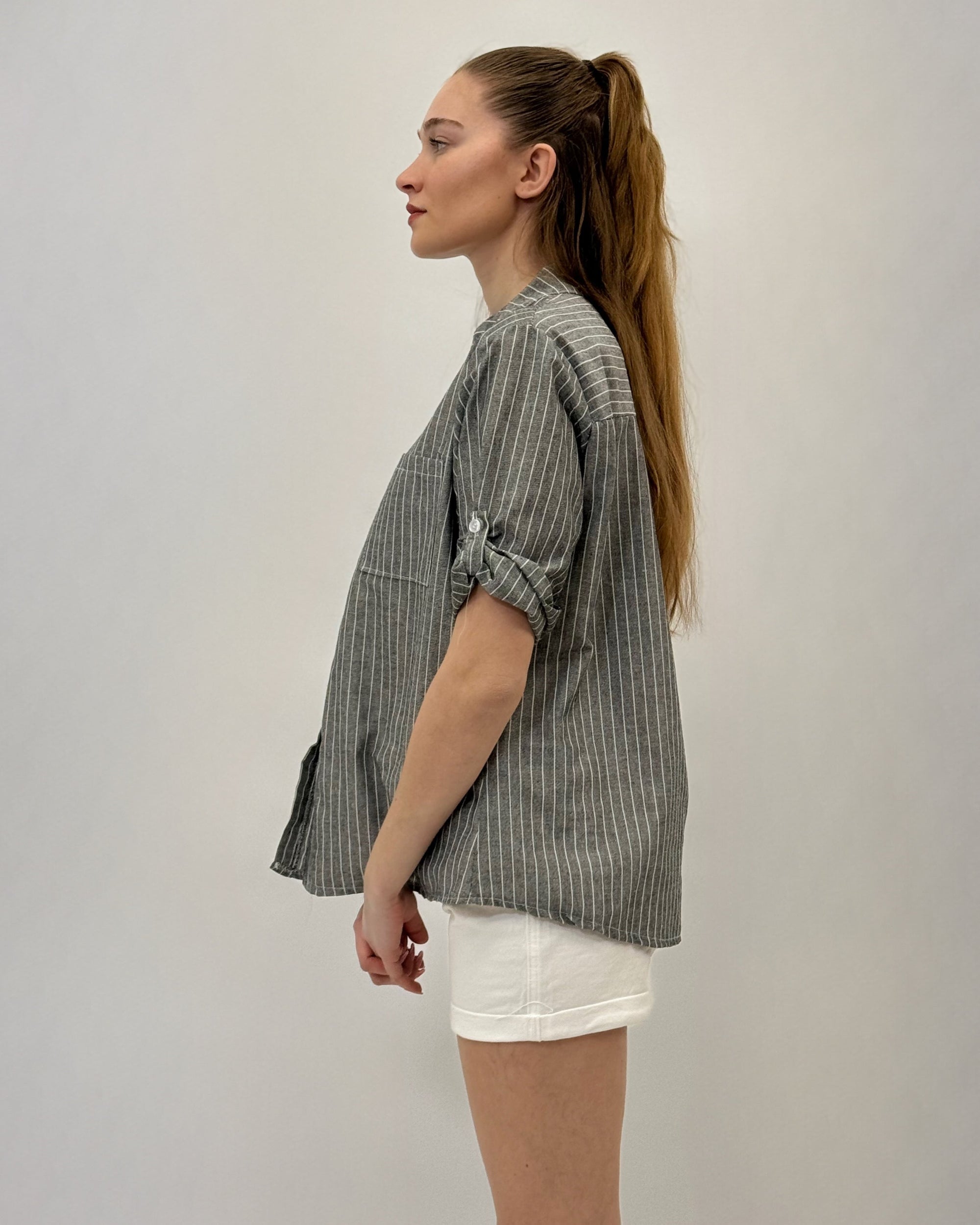 Camicia a righe scollo alla coreana