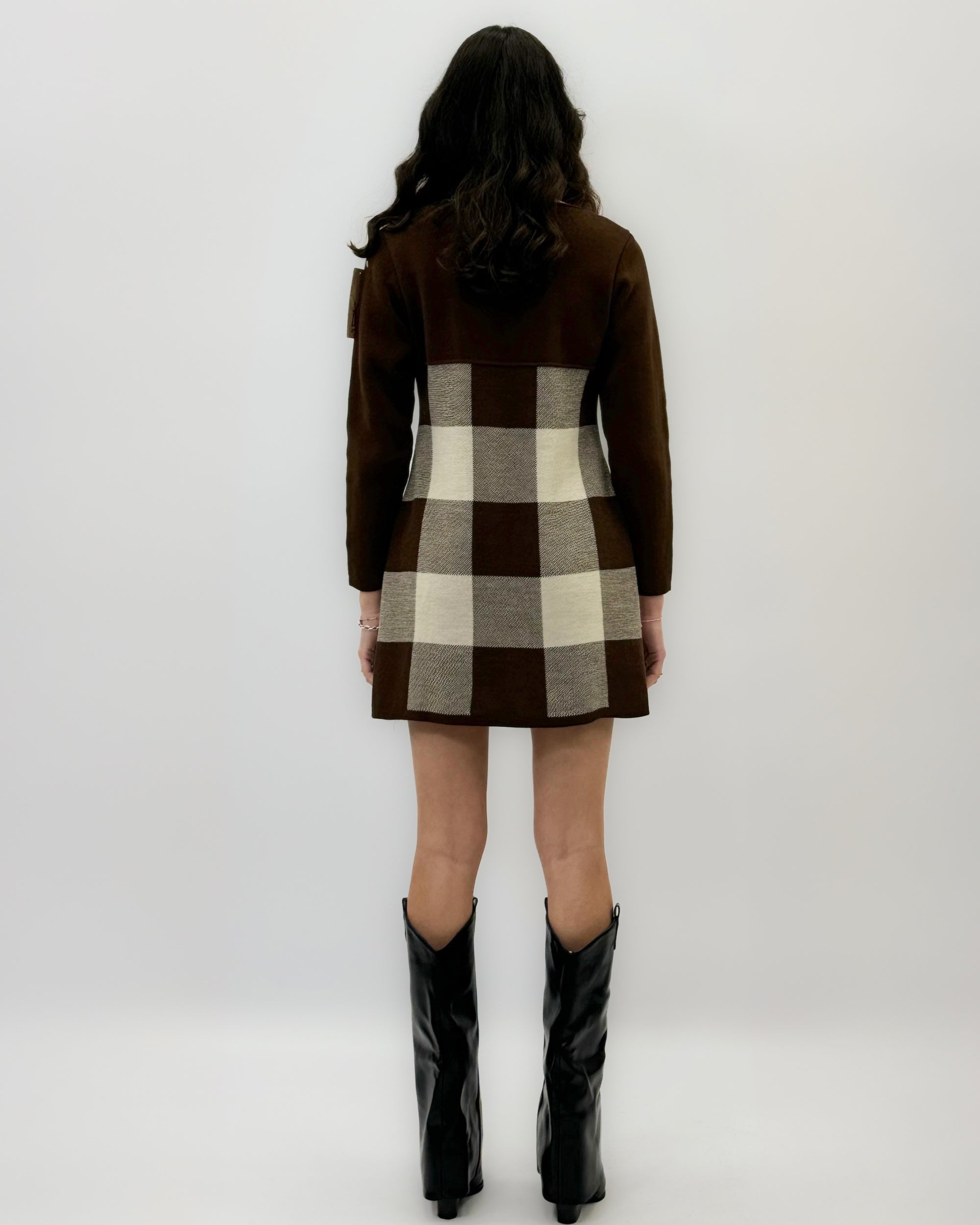 Abito in maglia con fantasia a quadri