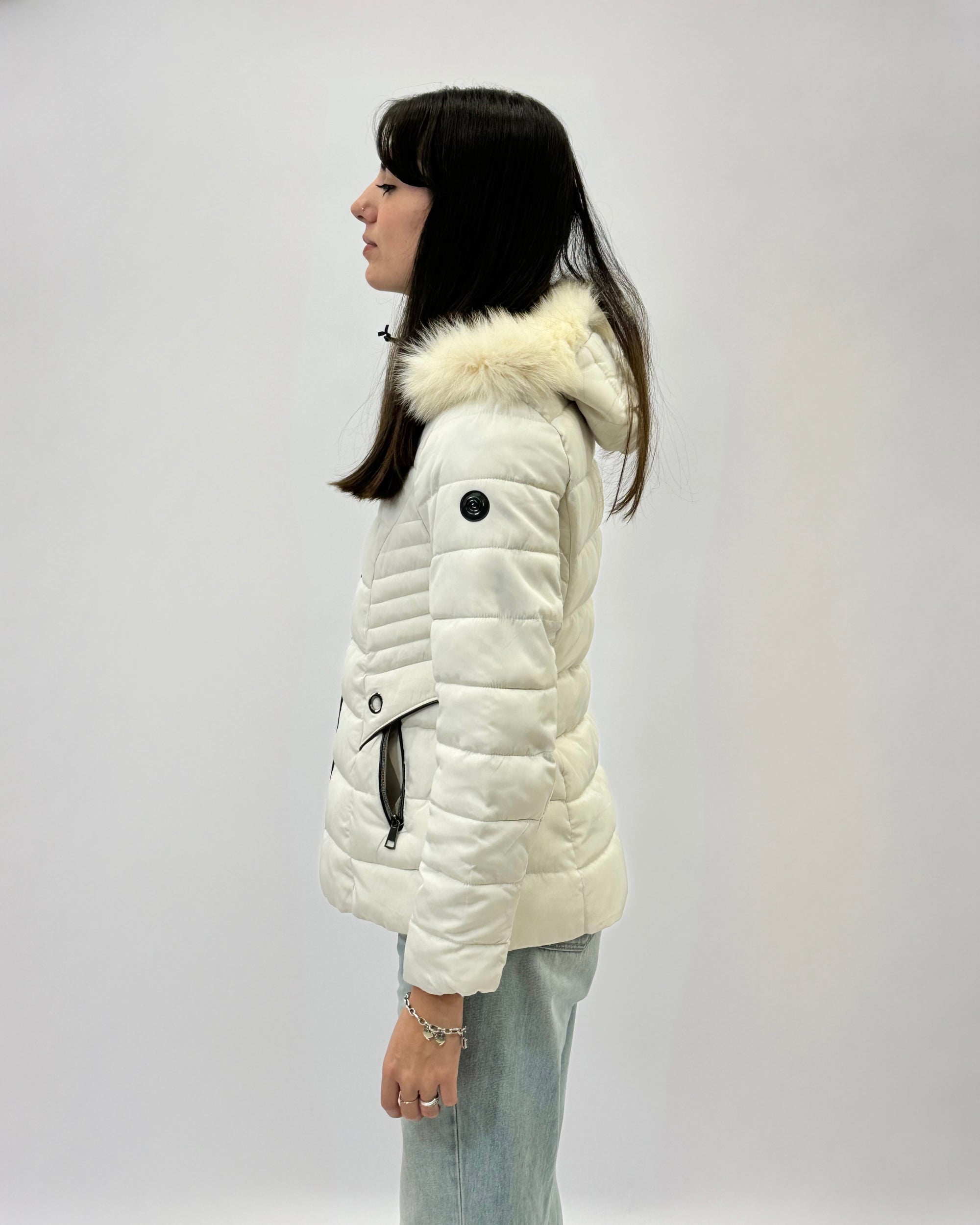Giacca piumino sciancrato con zip
