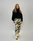 Pantaloni con stampa
