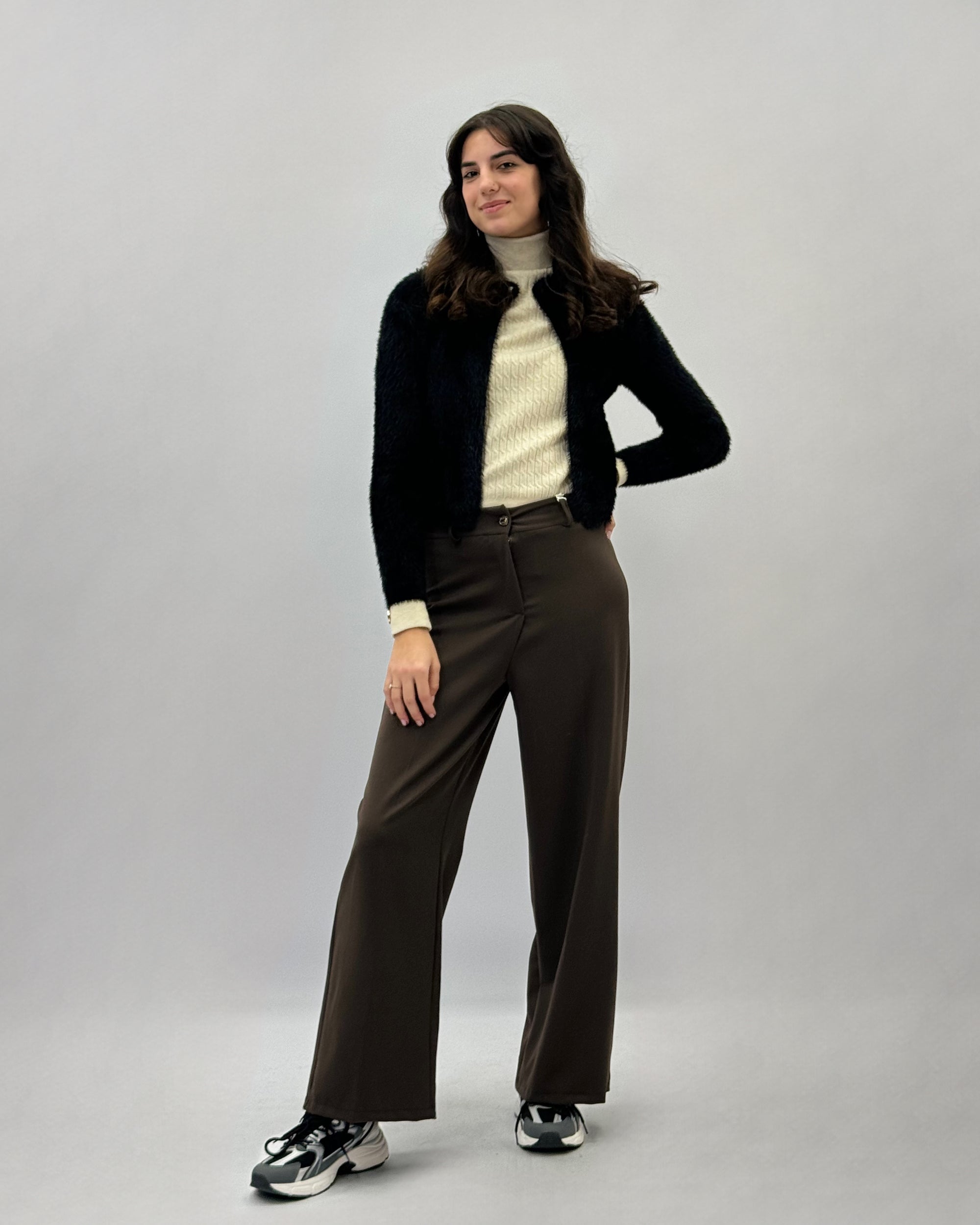Pantaloni lunghi a palazzo
