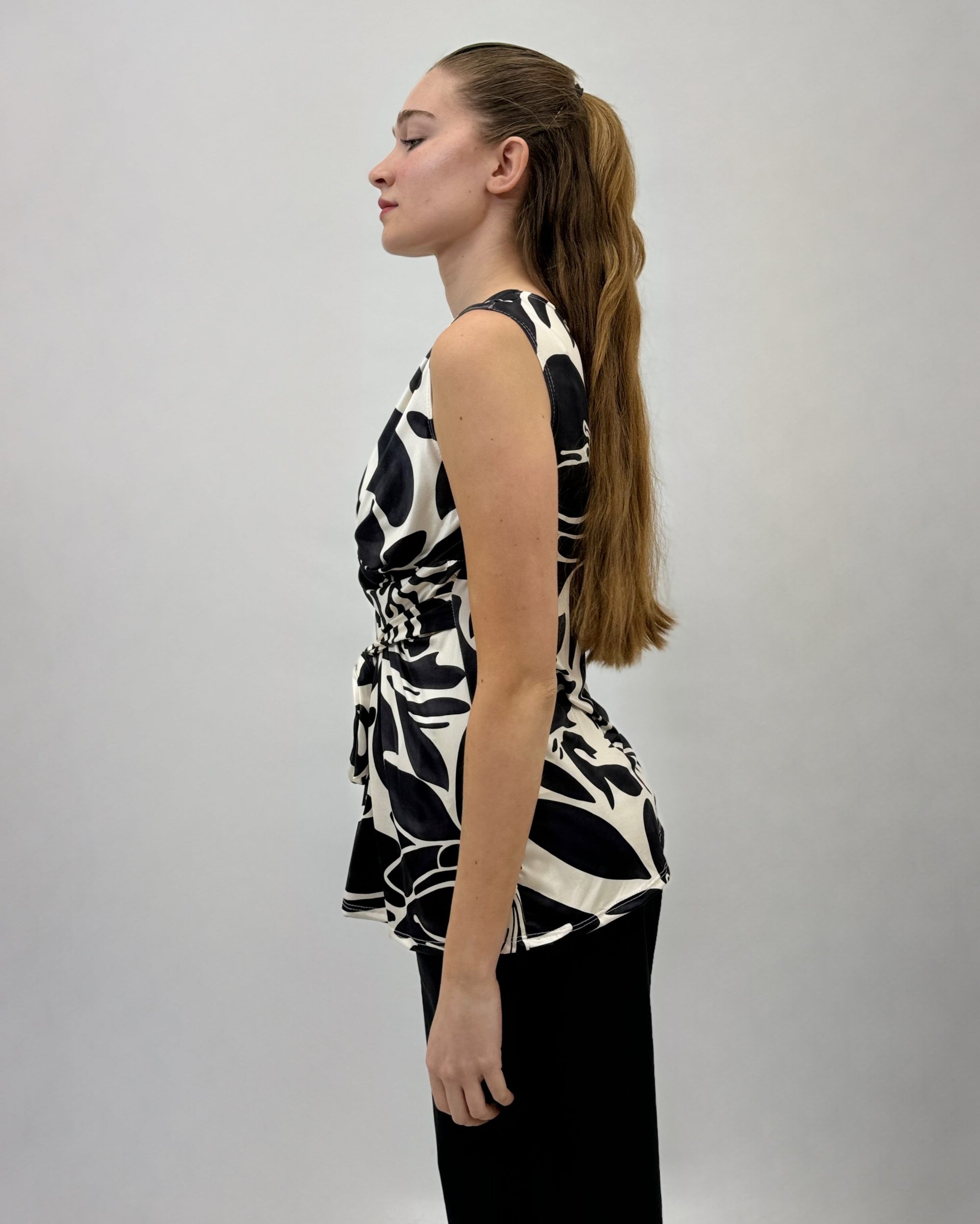 Maglia smanicata con stampa