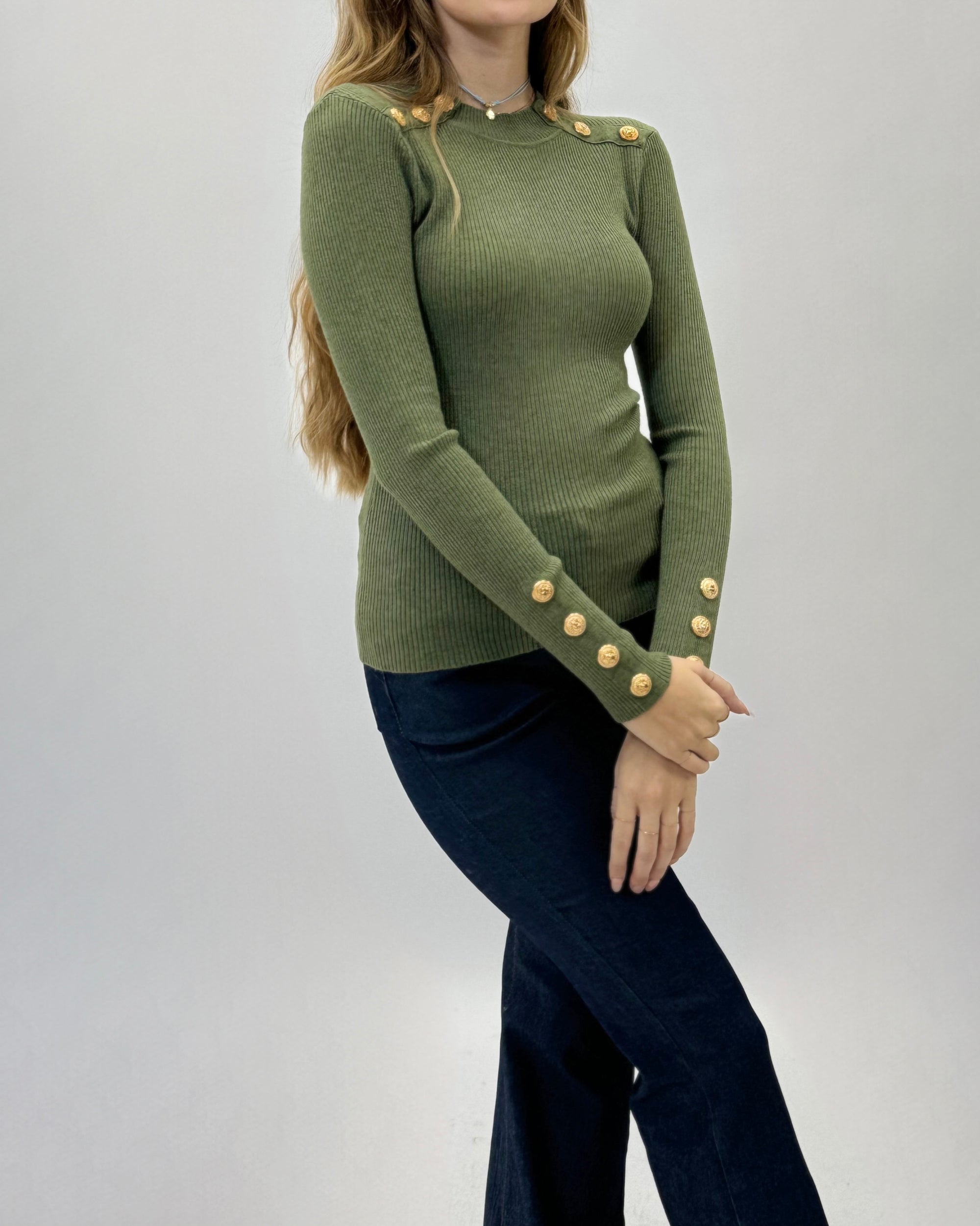 Pullover basic tinta unita con bottoni