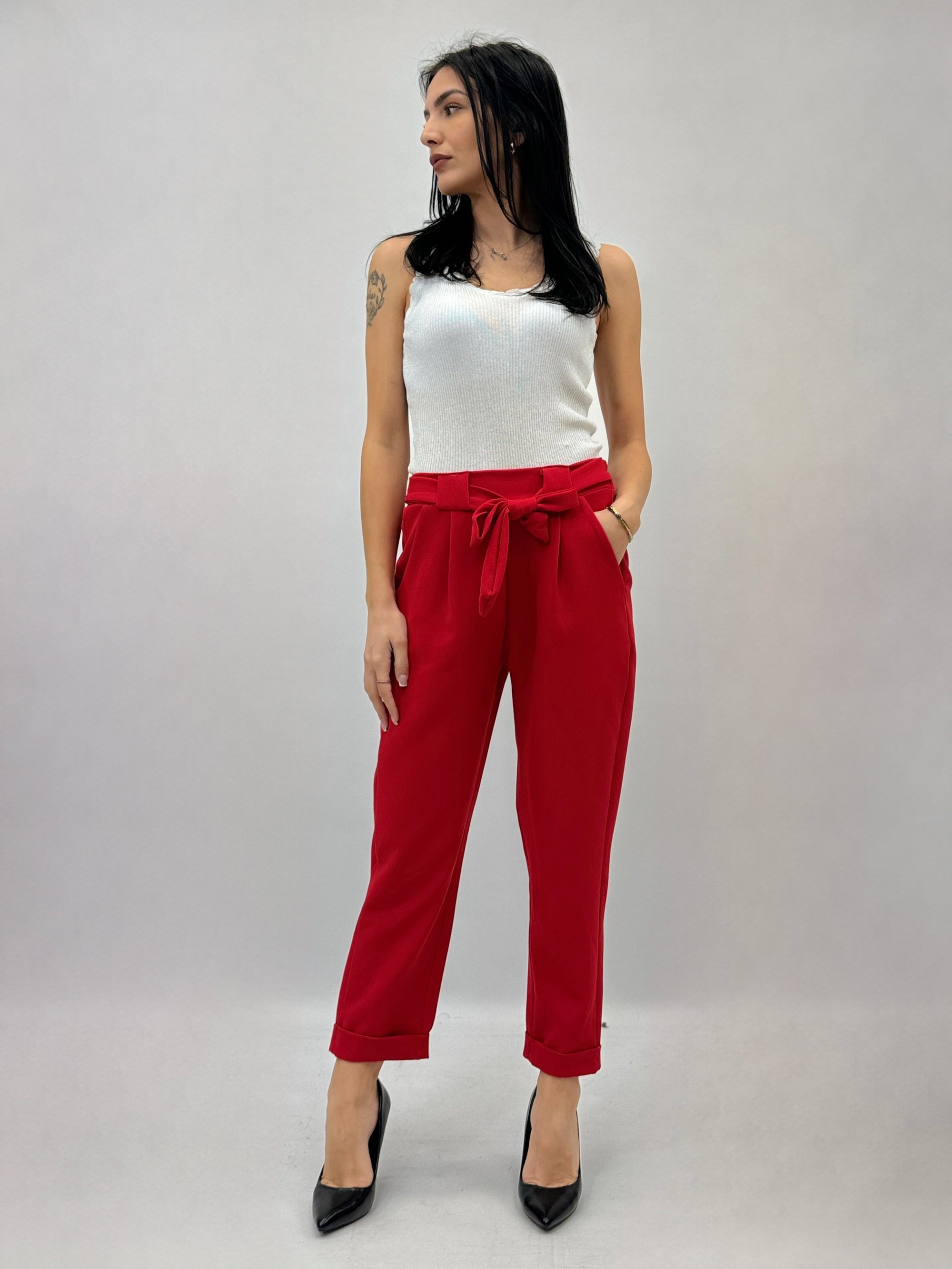Pantaloni eleganti con fiocco