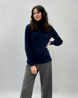Pullover dolcevita ampio con gioielli