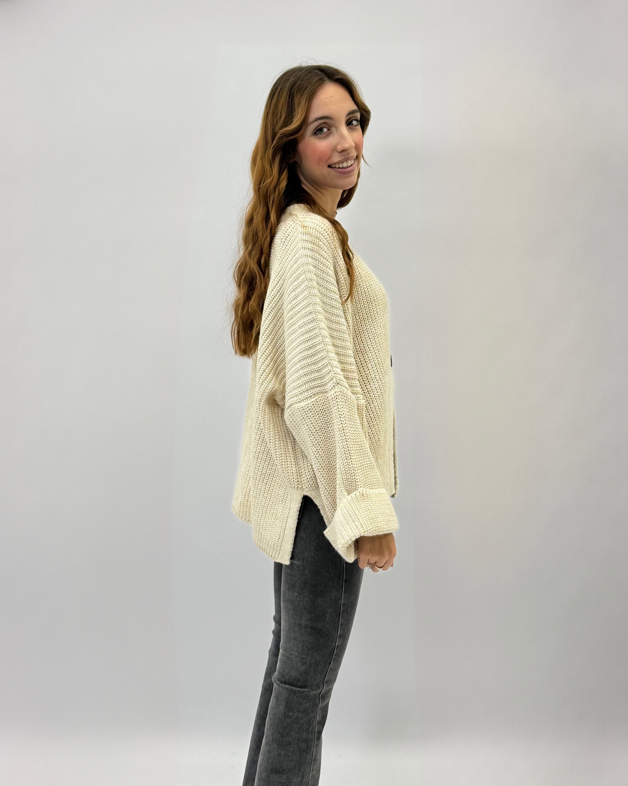 Maglione con bottoni over