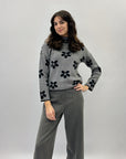 Maglione con fantasia fiori
