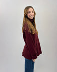 Maglione dolcevita ampio con tasche