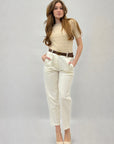 Pantaloni con cintura e tasche