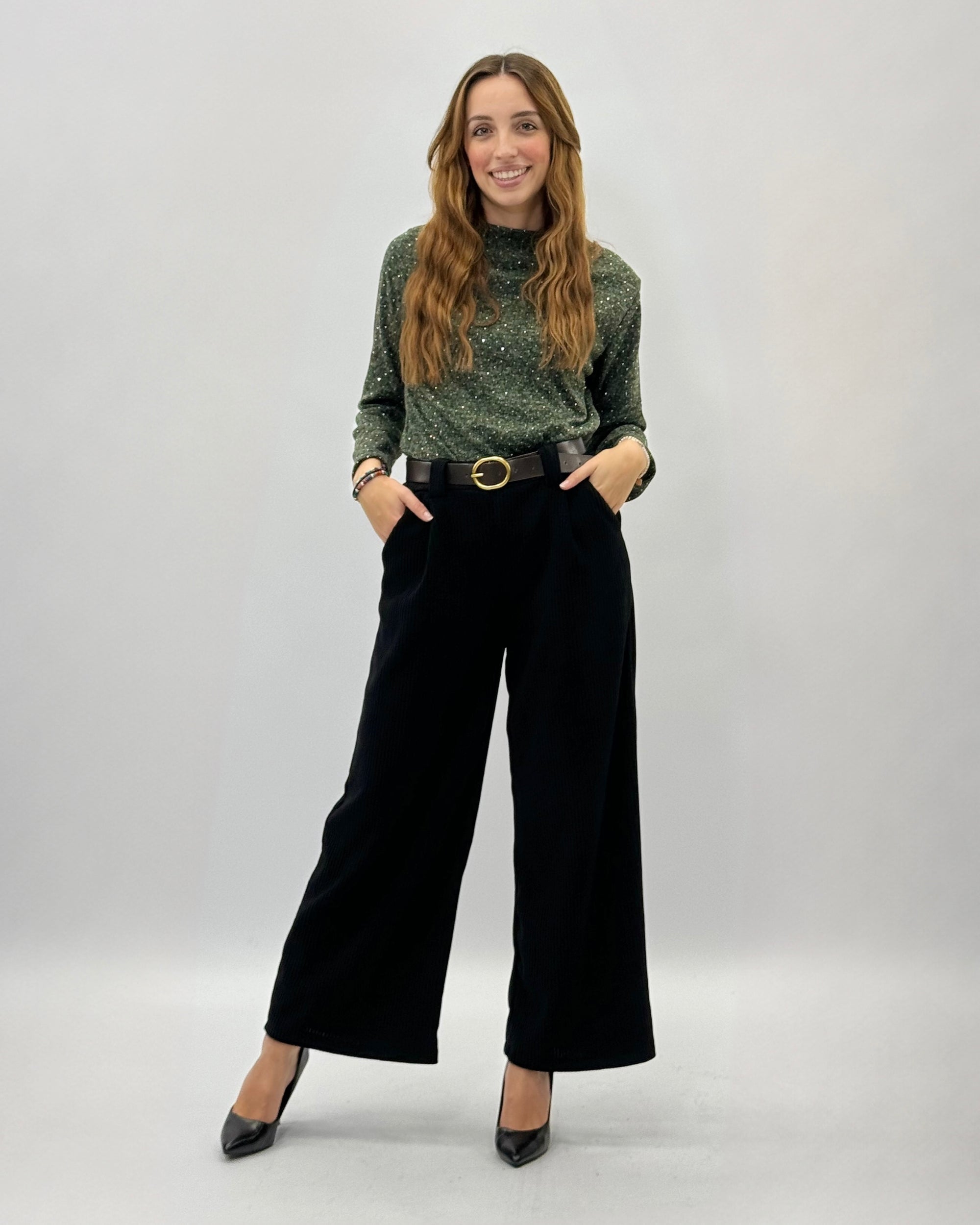 Pantaloni in velluto a palazzo con cintura