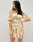 Abito con pantaloncino con fantasia fiori