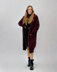 Cappotto premium con cappuccio effetto peluche