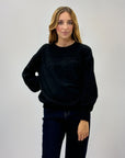 Maglione morbido con dettaglio
