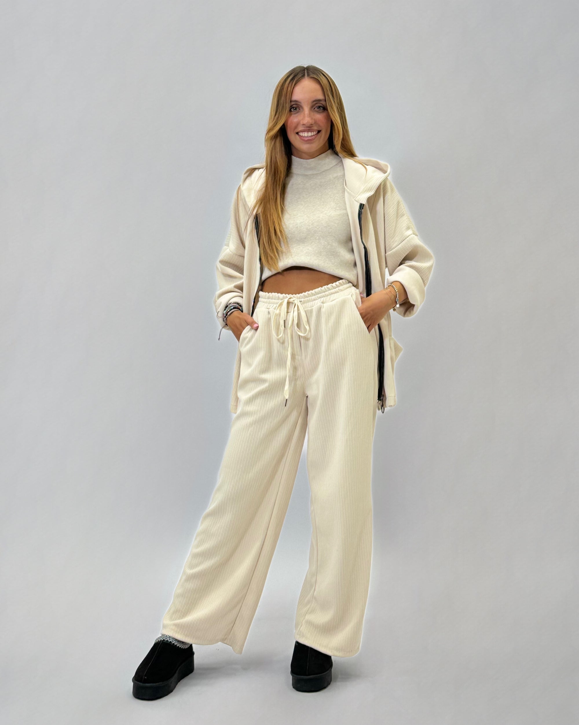Completo tuta felpa e pantaloni