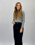 Pullover con scollo morbido basic