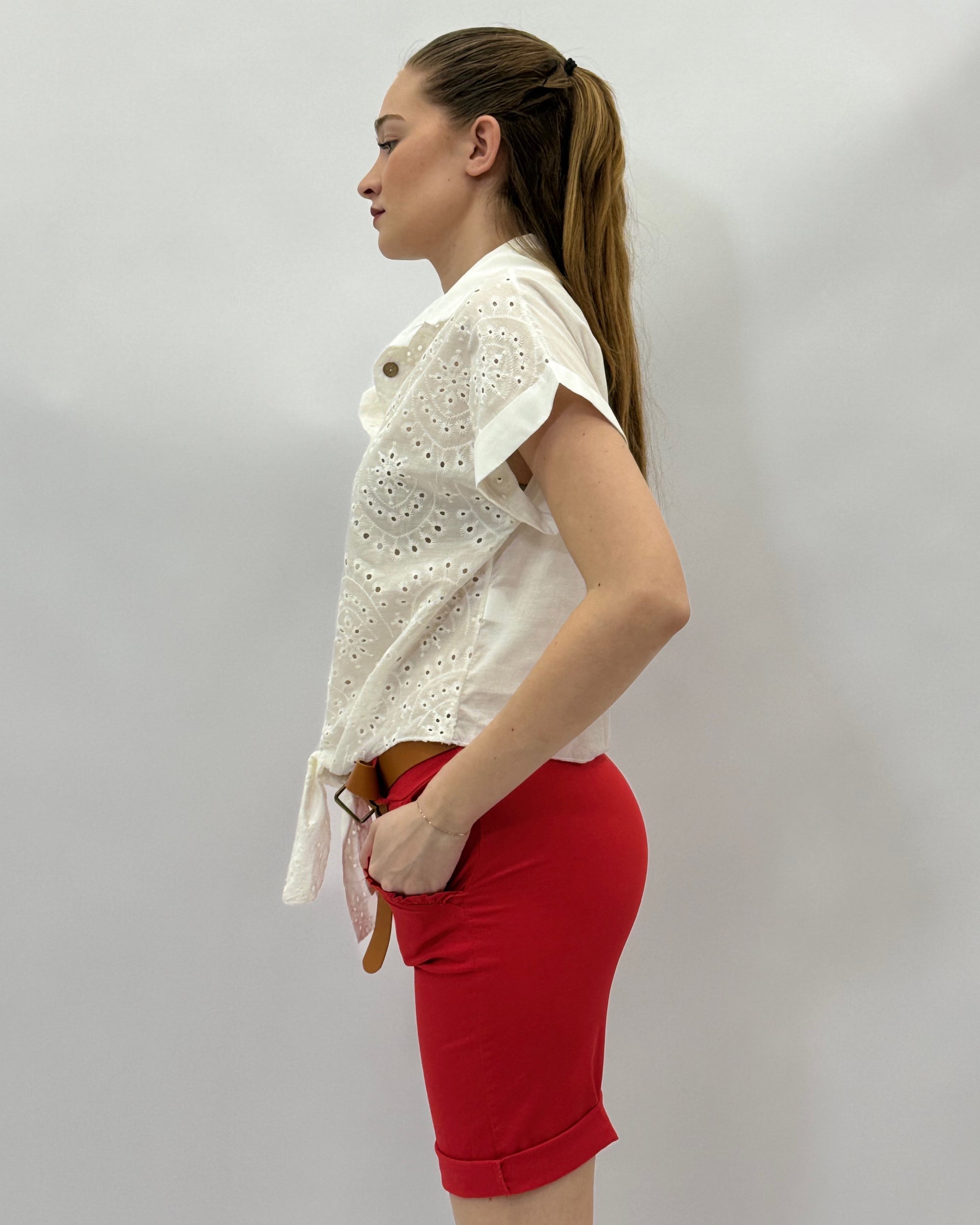 Pantaloncini basic con cintura