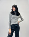 Maglione dolcevita intrecciato comoda
