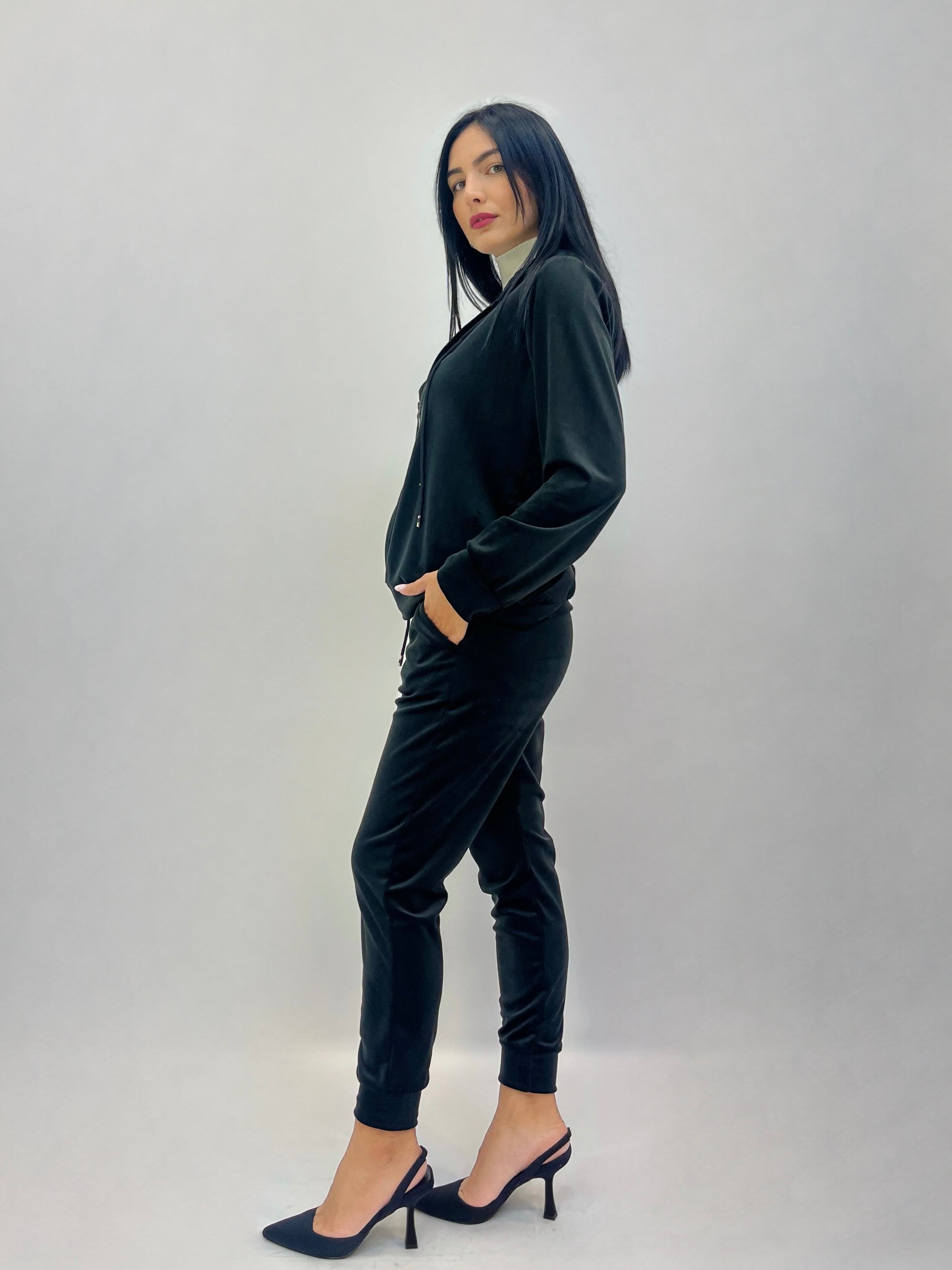 Completo in ciniglia felpa zip con pantaloni