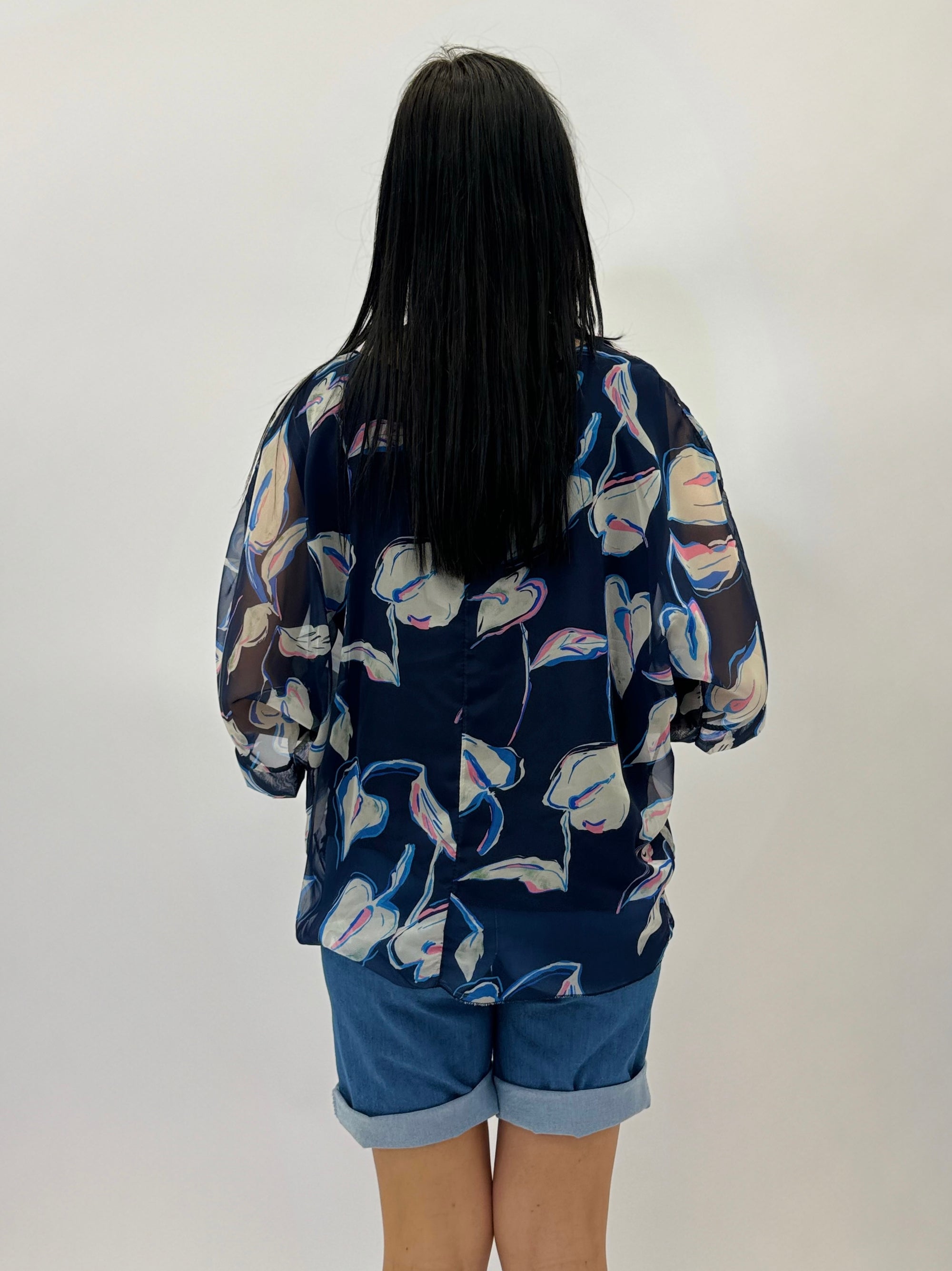 Maglia taglia comoda con nodo
